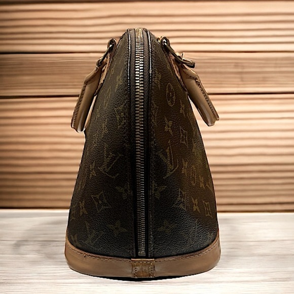 Vintage Louis Vuitton Monogram “Alma” Handbag Width 11x Base 6.5 x H 9” … - Picture 3 of 16